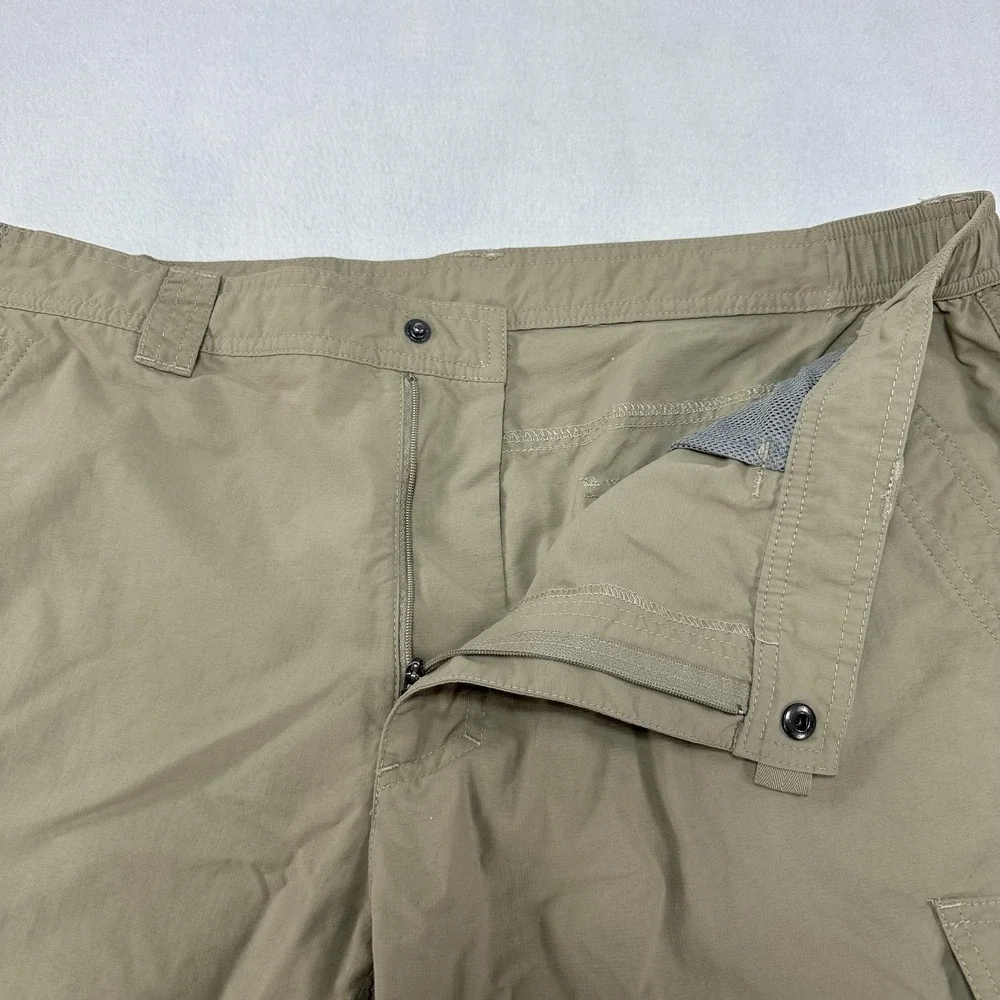 L.L. Bean Cargo Shorts Mens XL Beige‎ Nylon Elastic Waist Quick Dry Outdoor Prep